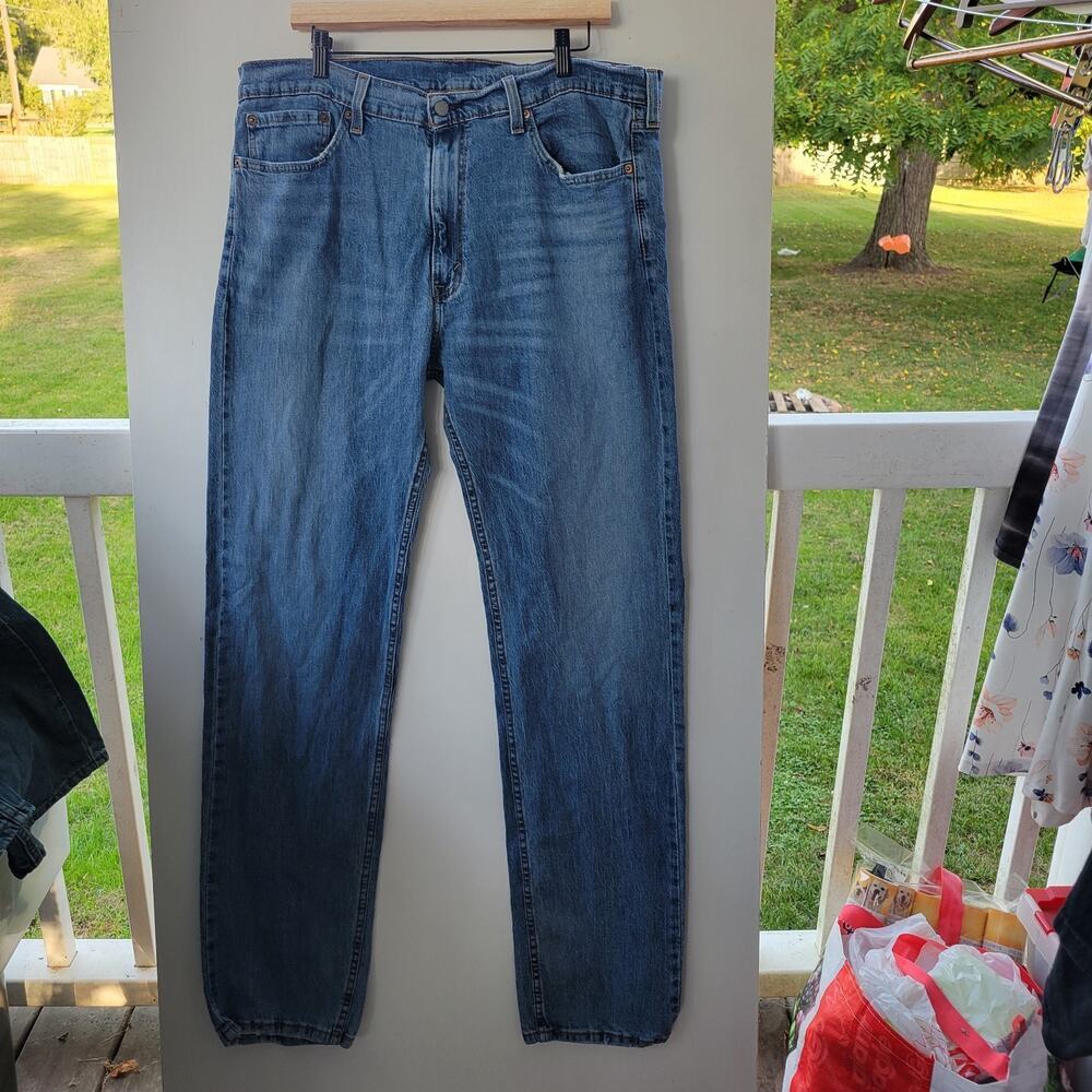 Levis 505 Jeans Mens 38x34Blue‎ Medium Wash Straight Leg Denim